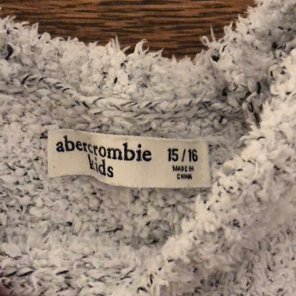 Sweater - Picture 2 of 2